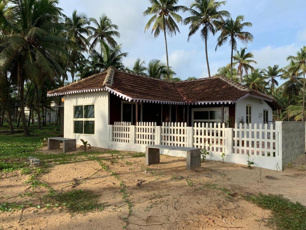 Delta Hospitality - Sea Facing Rooms With A Private Beach Kalyanpur Ngoại thất bức ảnh